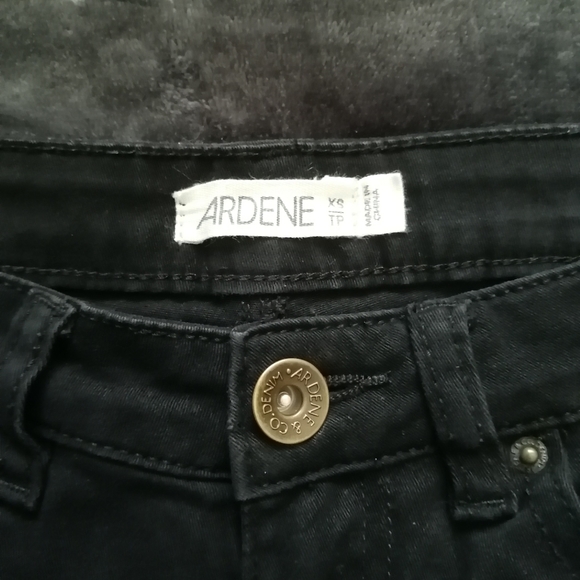 Black denim shorts - Picture 3 of 5